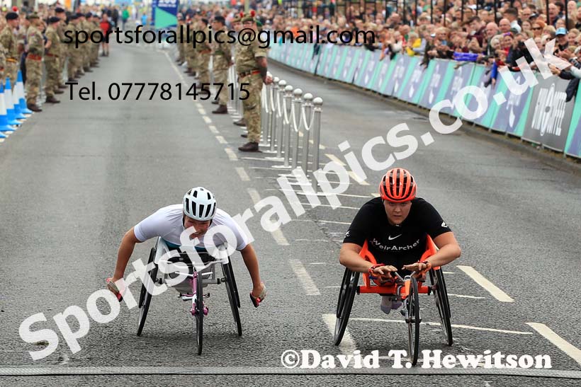 Womens wheelchair 2022 Great North Run. Photo: David T. Hewitson/Sports for All Pics
